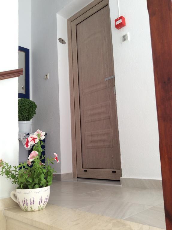 Studios Nopi-Zoi Skiathos Exterior foto